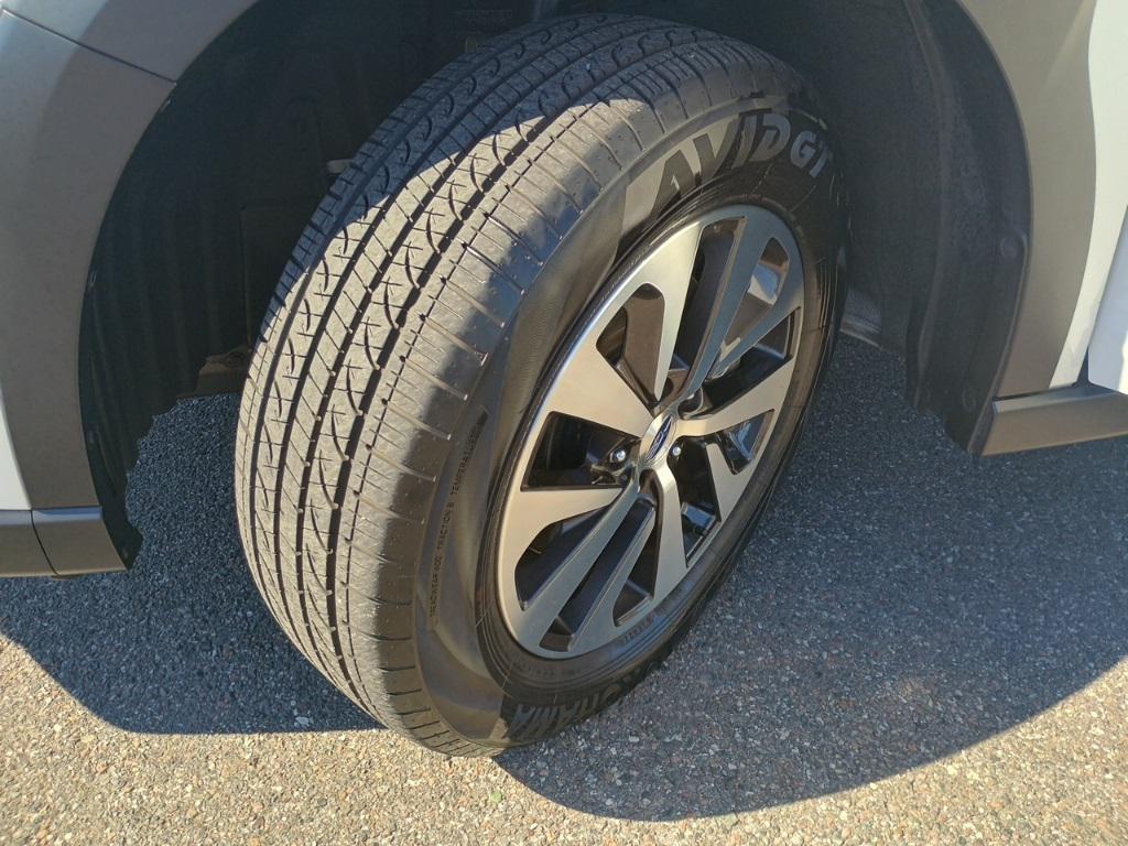 used 2025 Subaru Outback car, priced at $30,312