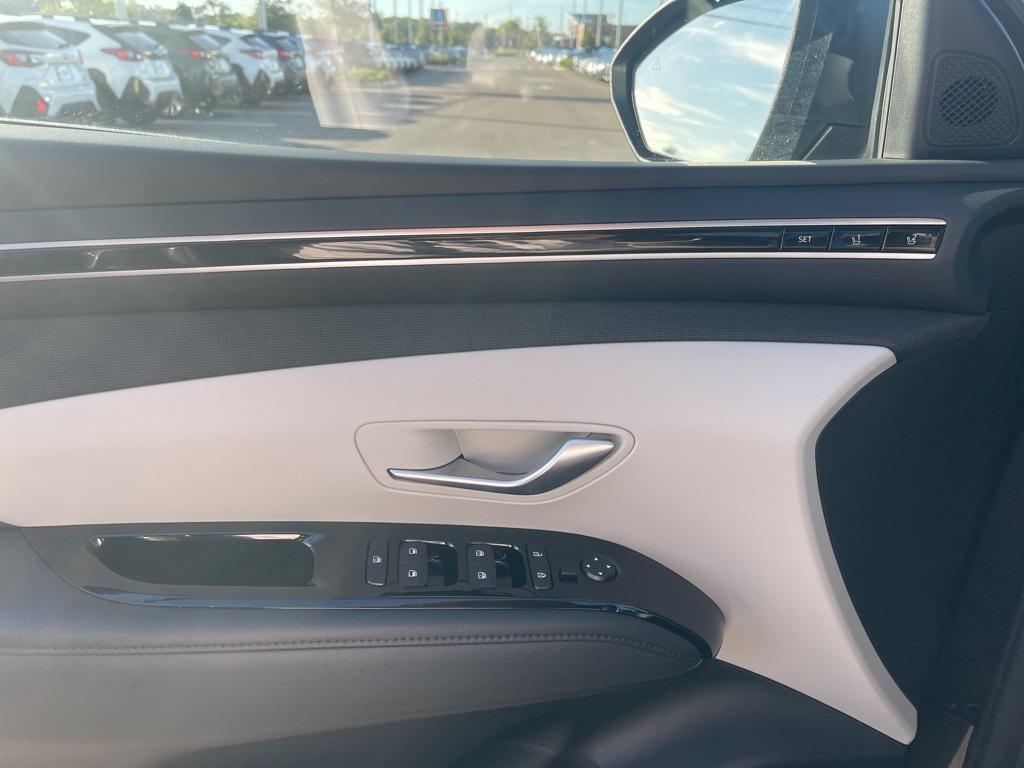 used 2024 Hyundai TUCSON Hybrid car, priced at $30,492