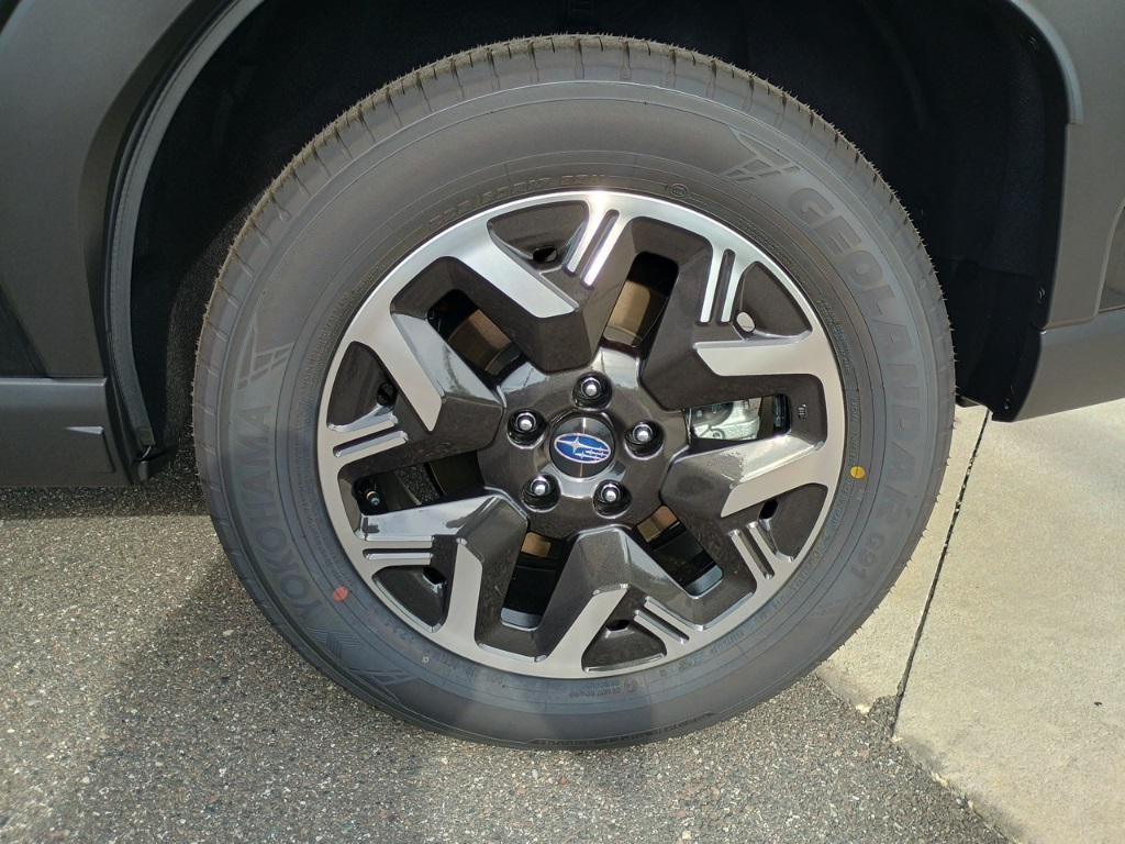 new 2025 Subaru Forester car, priced at $34,463