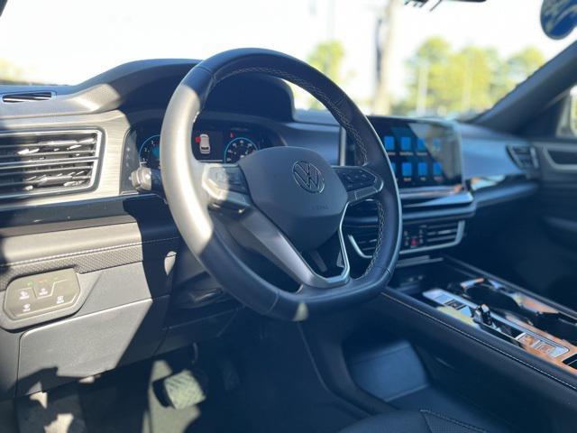 used 2024 Volkswagen Atlas Cross Sport car, priced at $32,100