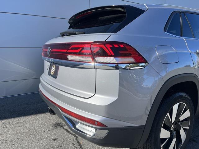 used 2024 Volkswagen Atlas Cross Sport car, priced at $32,100