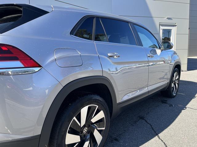 used 2024 Volkswagen Atlas Cross Sport car, priced at $32,100