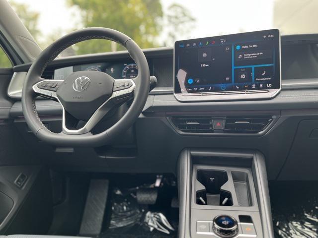new 2025 Volkswagen Tiguan car, priced at $32,361