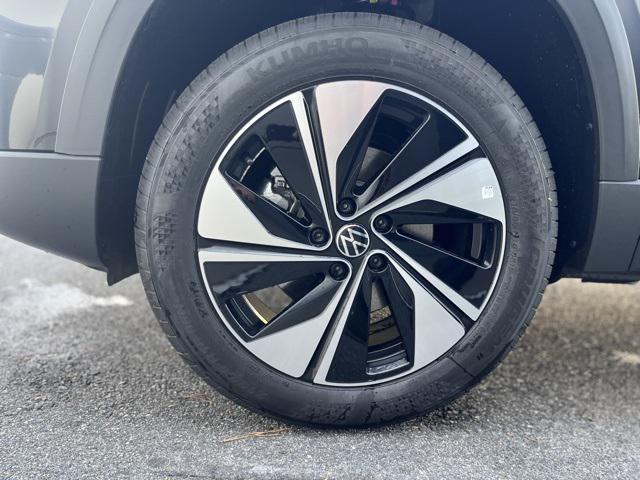 new 2025 Volkswagen Taos car, priced at $31,221