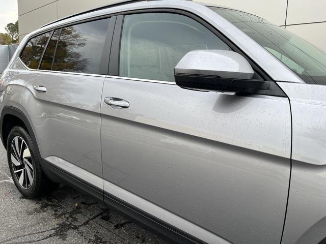 new 2026 Volkswagen Atlas car, priced at $42,161