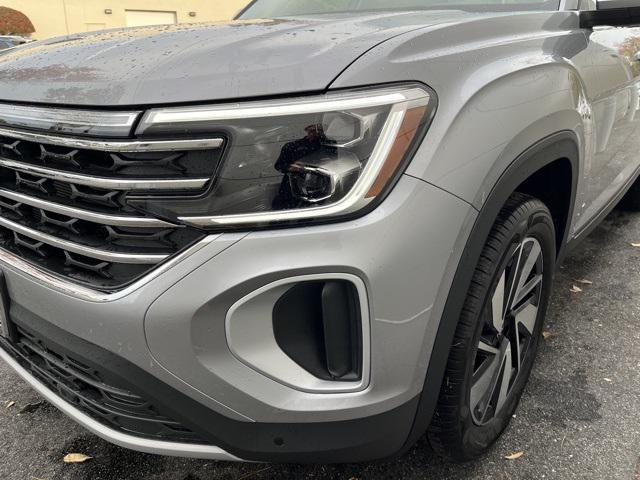 new 2026 Volkswagen Atlas car, priced at $42,161