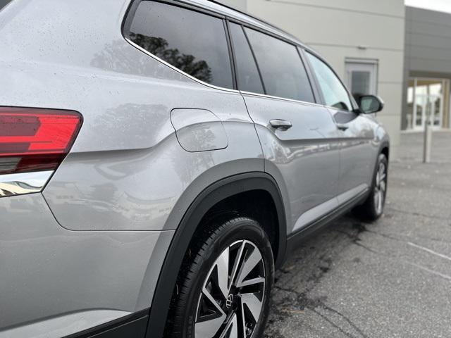 new 2026 Volkswagen Atlas car, priced at $42,161