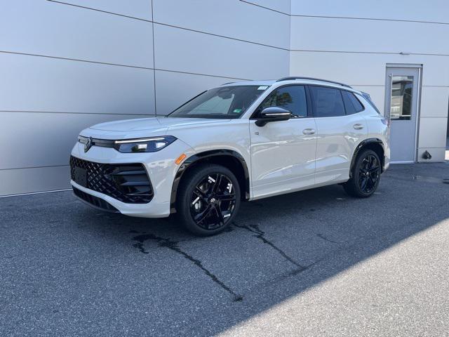 new 2025 Volkswagen Tiguan car, priced at $35,825