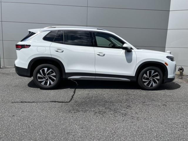 new 2025 Volkswagen Tiguan car, priced at $29,097