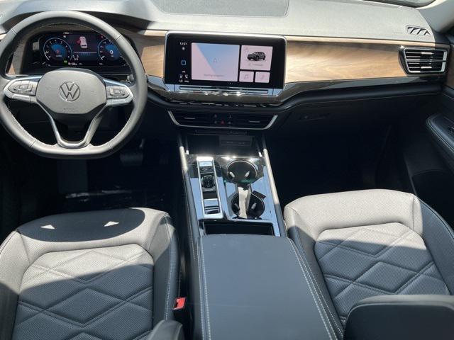 new 2025 Volkswagen Atlas car, priced at $45,644