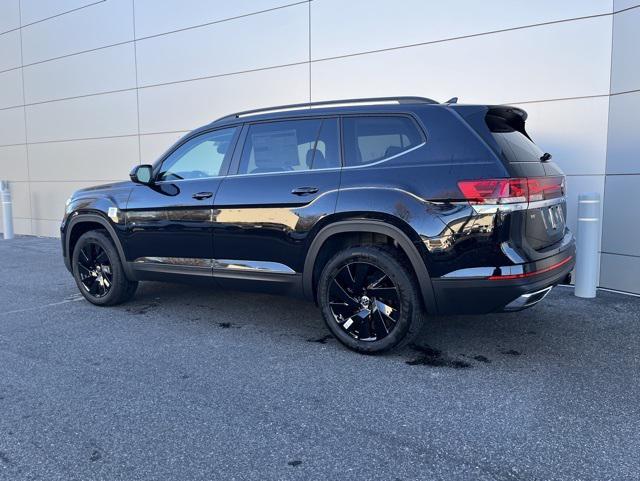 new 2025 Volkswagen Atlas car, priced at $43,128