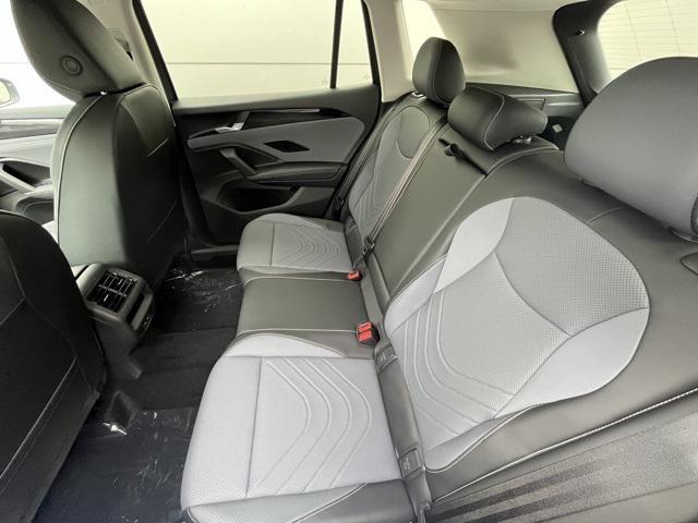new 2025 Volkswagen Tiguan car, priced at $32,032