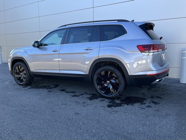 new 2025 Volkswagen Atlas car, priced at $44,983