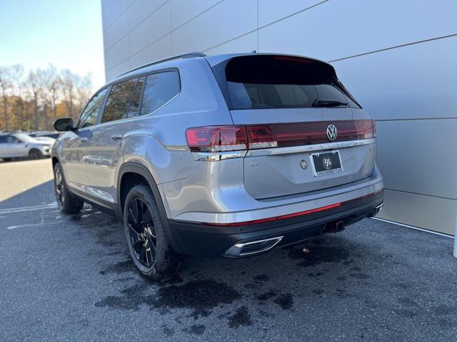 new 2025 Volkswagen Atlas car, priced at $44,983