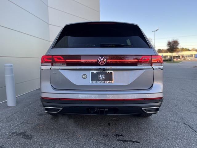 new 2026 Volkswagen Atlas car, priced at $44,602