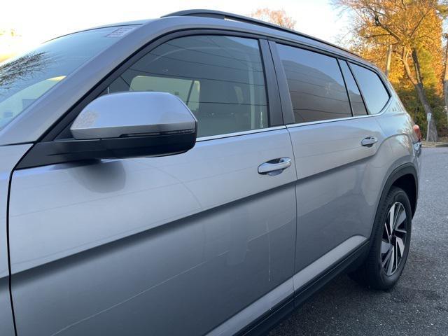 new 2026 Volkswagen Atlas car, priced at $44,602