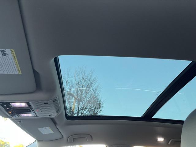 new 2026 Volkswagen Atlas car, priced at $44,602