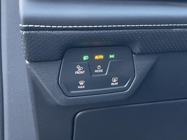 new 2026 Volkswagen Atlas car, priced at $44,602