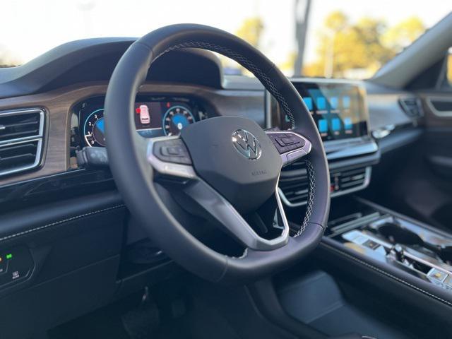 new 2026 Volkswagen Atlas car, priced at $44,602