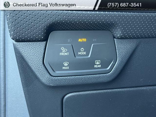 new 2026 Volkswagen Atlas Cross Sport car, priced at $52,143