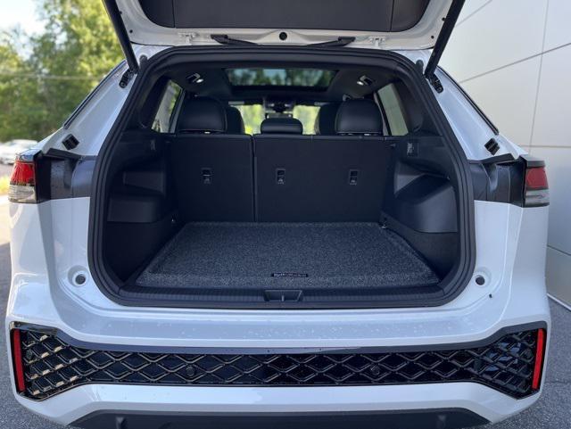 new 2025 Volkswagen Tiguan car, priced at $36,030
