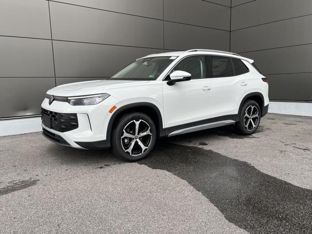 new 2025 Volkswagen Tiguan car, priced at $32,832