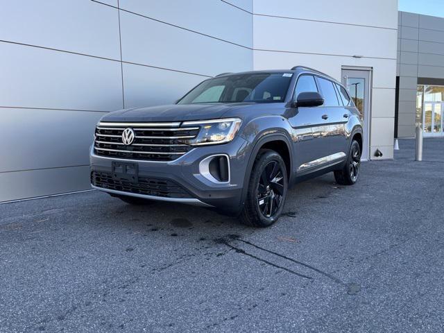 new 2025 Volkswagen Atlas car, priced at $44,385