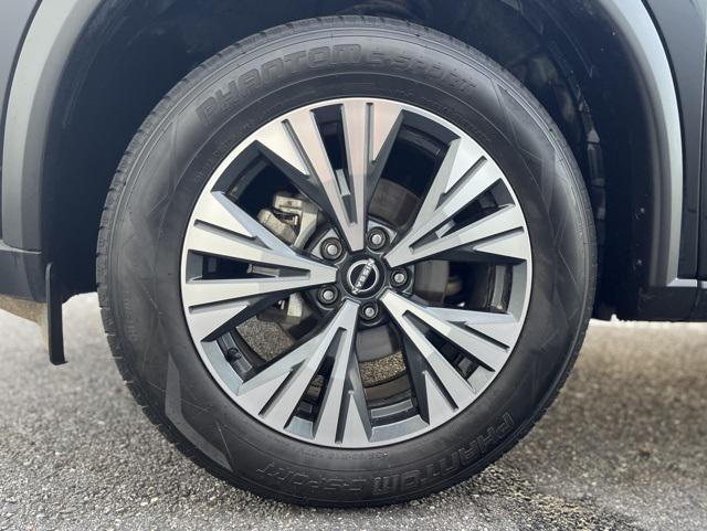 used 2023 Nissan Rogue car, priced at $21,683