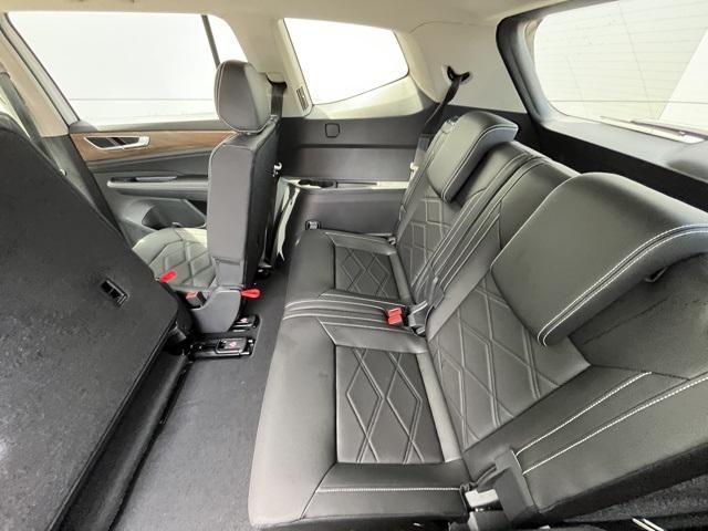 new 2026 Volkswagen Atlas car, priced at $42,170