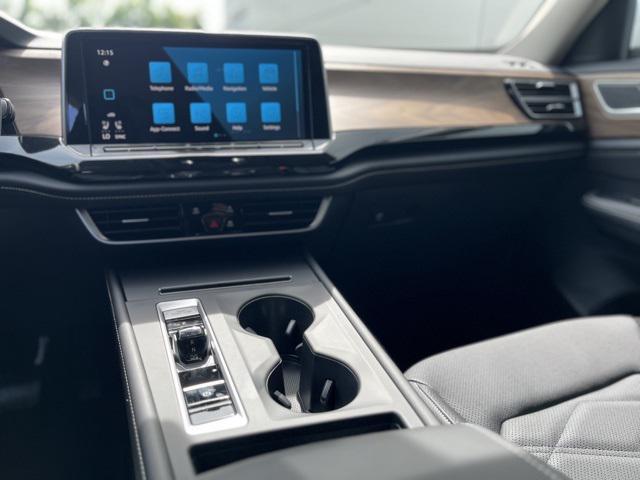 new 2026 Volkswagen Atlas car, priced at $42,170