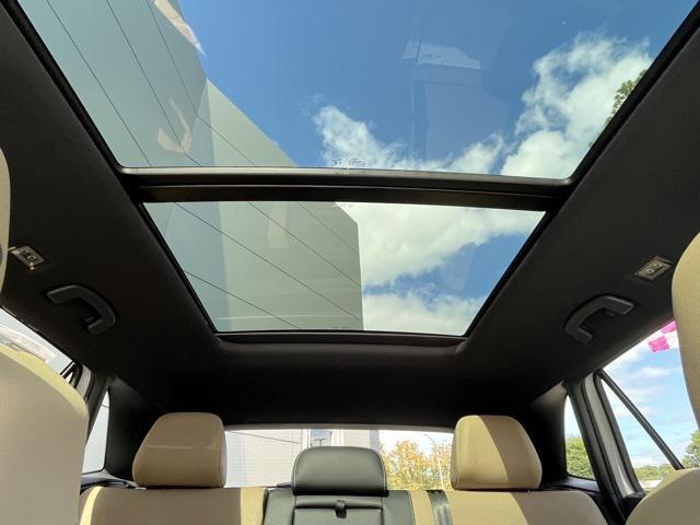 new 2026 Volkswagen Atlas Cross Sport car, priced at $47,005