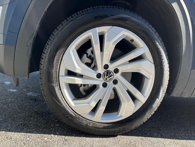 used 2023 Volkswagen Atlas car, priced at $30,788
