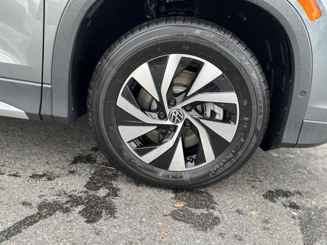 new 2026 Volkswagen Tiguan car, priced at $33,924