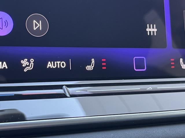 new 2025 Volkswagen Tiguan car, priced at $33,312