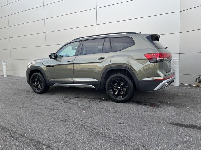 new 2025 Volkswagen Atlas car, priced at $45,964