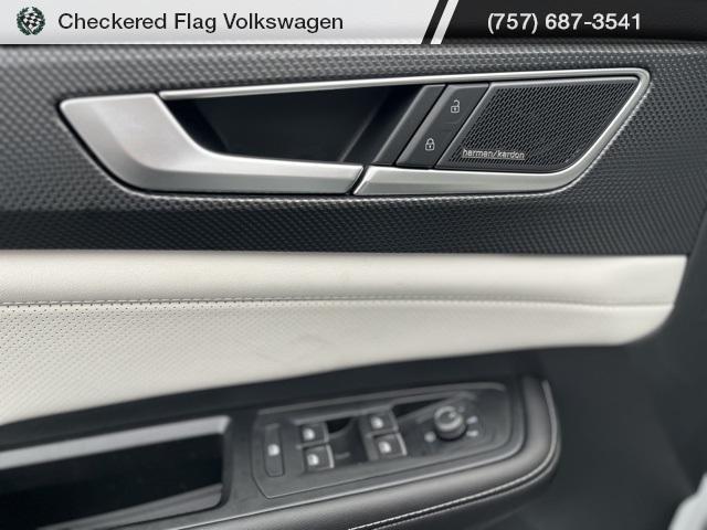 new 2026 Volkswagen Atlas Cross Sport car, priced at $53,248