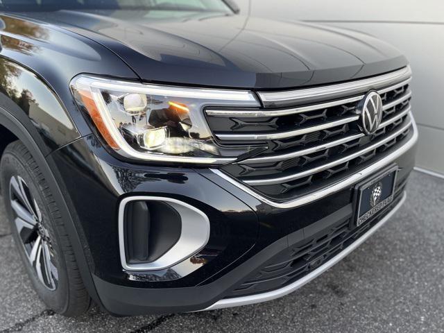 new 2026 Volkswagen Atlas car, priced at $40,733