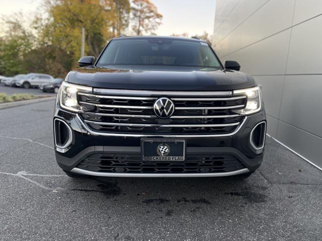 new 2026 Volkswagen Atlas car, priced at $40,733