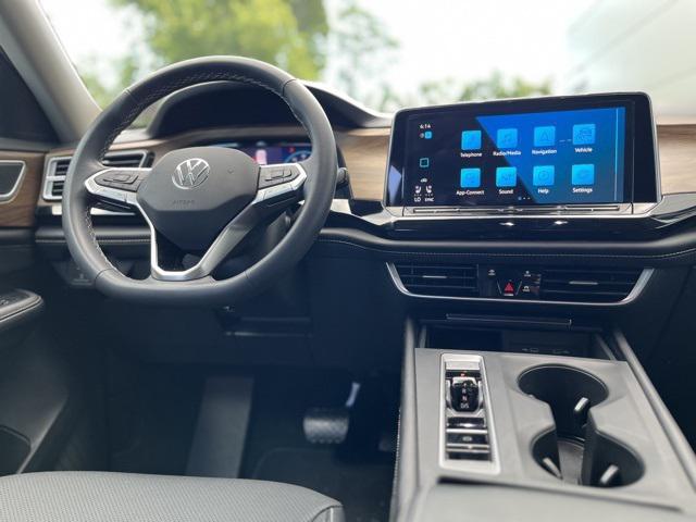 used 2024 Volkswagen Atlas car, priced at $34,477