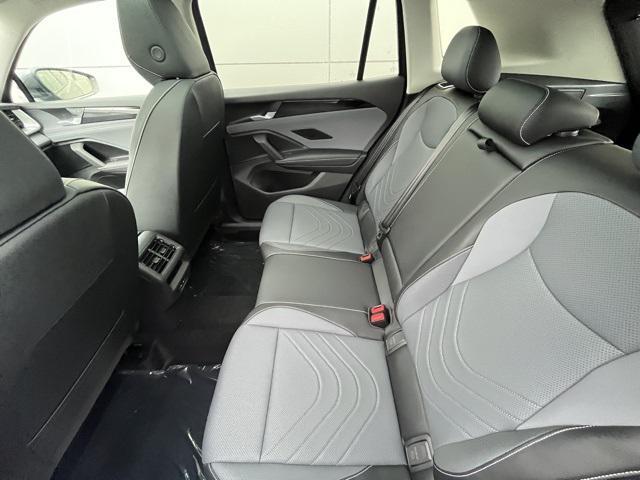 new 2025 Volkswagen Tiguan car, priced at $35,303