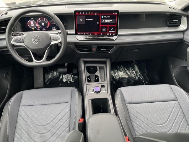 new 2025 Volkswagen Tiguan car, priced at $35,303