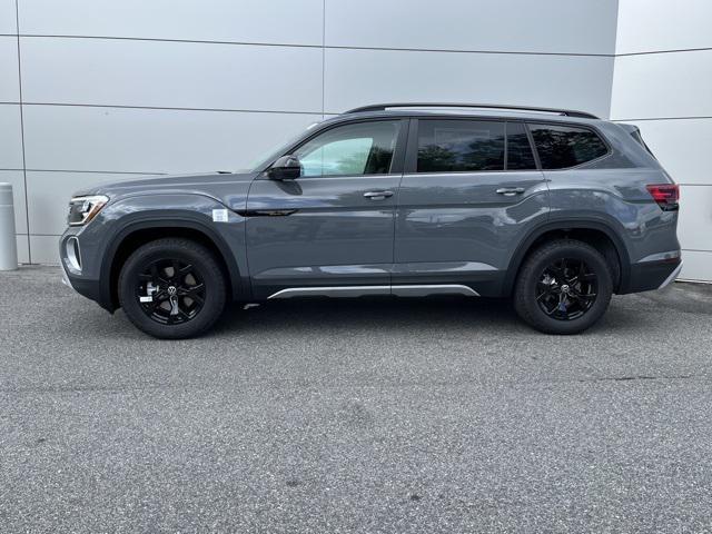 new 2025 Volkswagen Atlas car, priced at $43,924