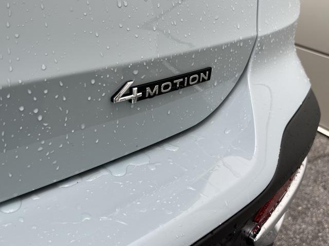 new 2025 Volkswagen Taos car, priced at $29,595