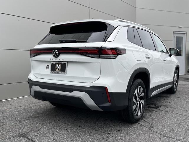 new 2025 Volkswagen Tiguan car, priced at $29,092