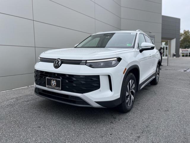 new 2025 Volkswagen Tiguan car, priced at $29,092