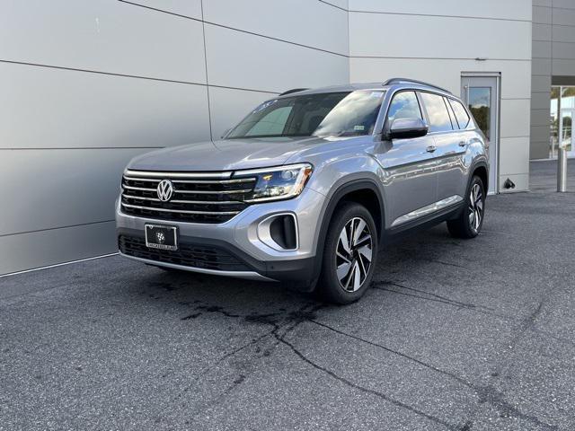 used 2025 Volkswagen Atlas car, priced at $38,892