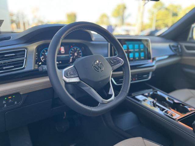 new 2026 Volkswagen Atlas Cross Sport car, priced at $46,876