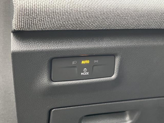 new 2026 Volkswagen Tiguan car, priced at $33,924