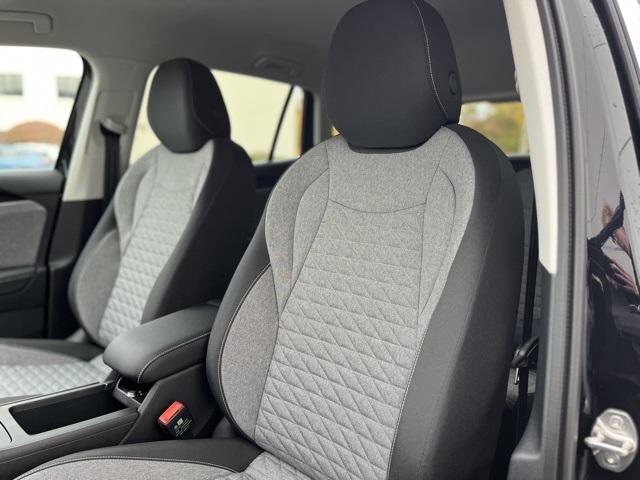 new 2026 Volkswagen Tiguan car, priced at $33,924