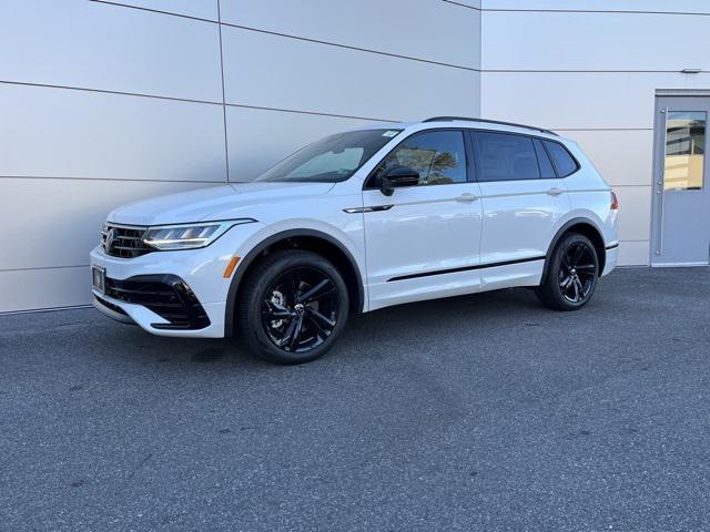 new 2024 Volkswagen Tiguan car, priced at $34,083